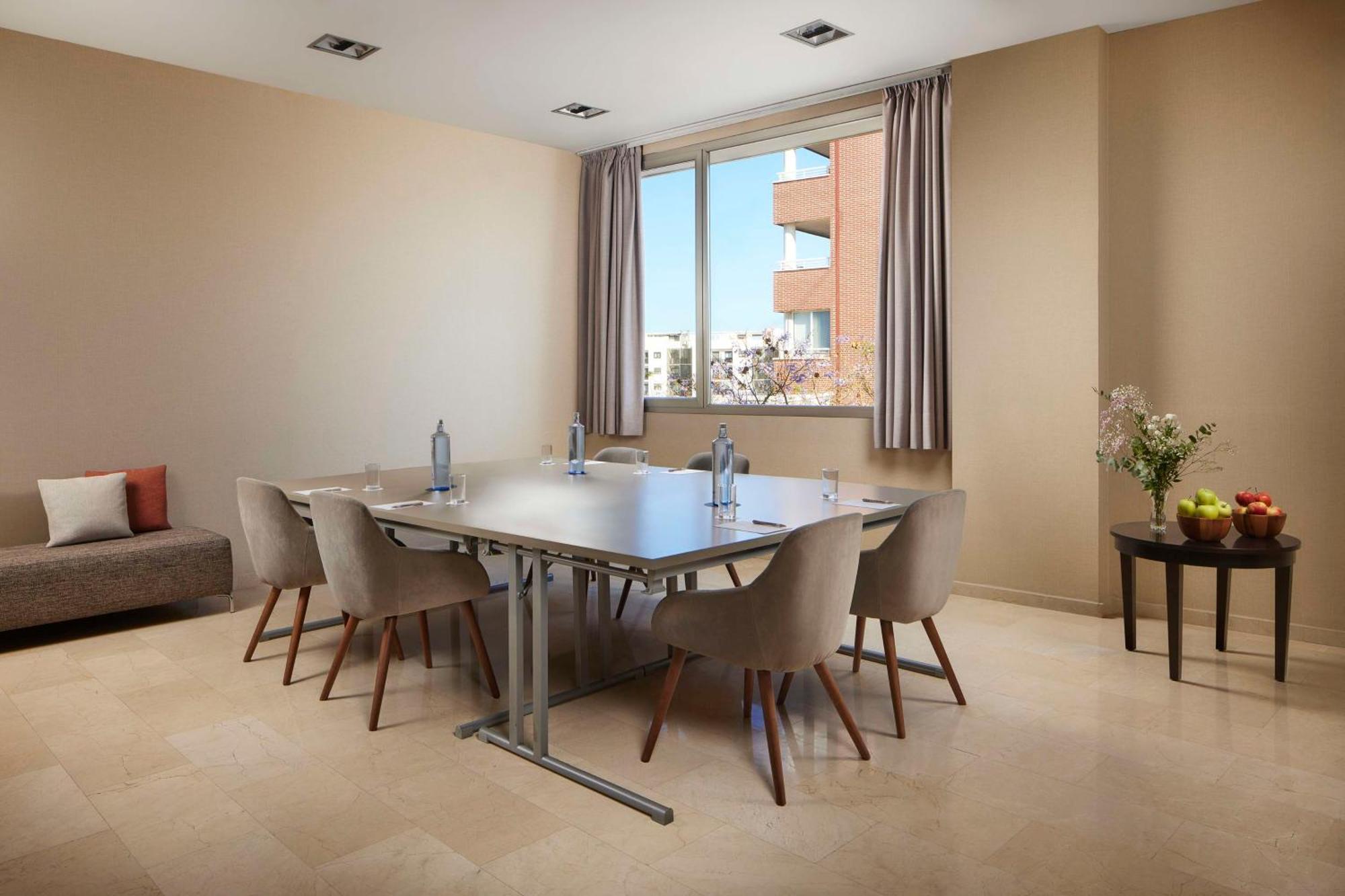 Nh Alicante Luaran gambar