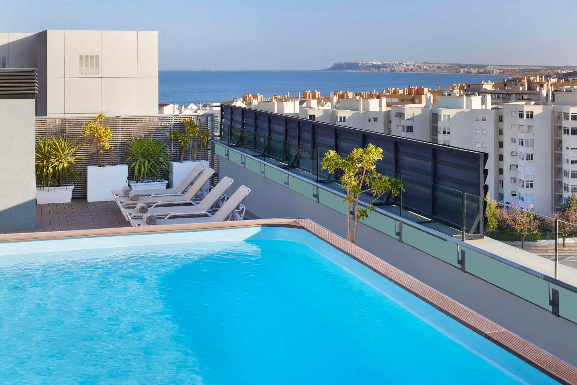Nh Alicante Luaran gambar