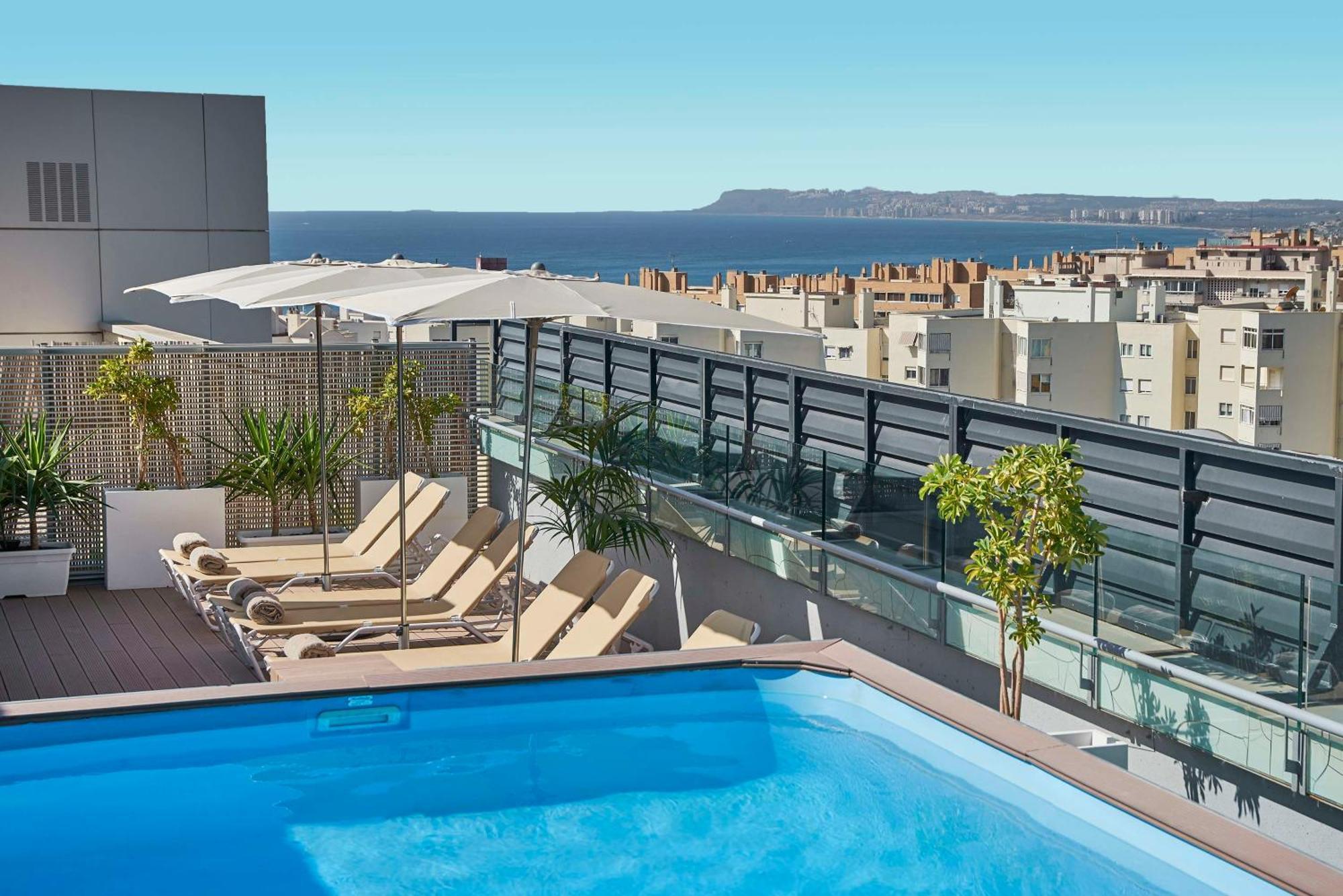 Nh Alicante Luaran gambar